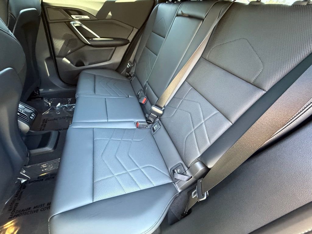 Used 2025 BMW X2 xDrive28i w/ Technology Package image 31