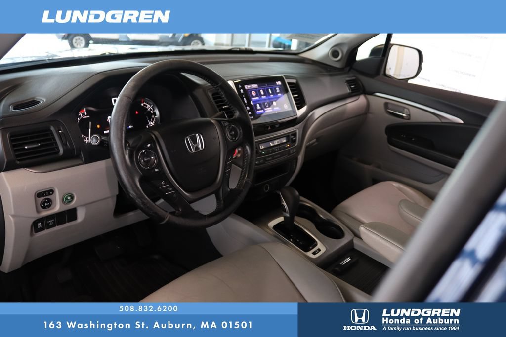 Used 2017 Honda Ridgeline RTL-T image 8