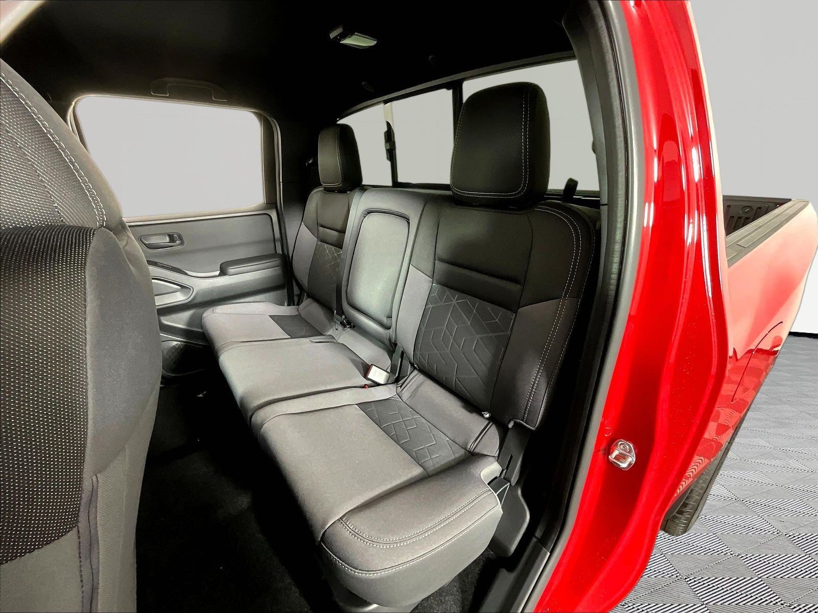 New 2027 Nissan Frontier SV w/ SV Convenience Package AWD/4WD image 17