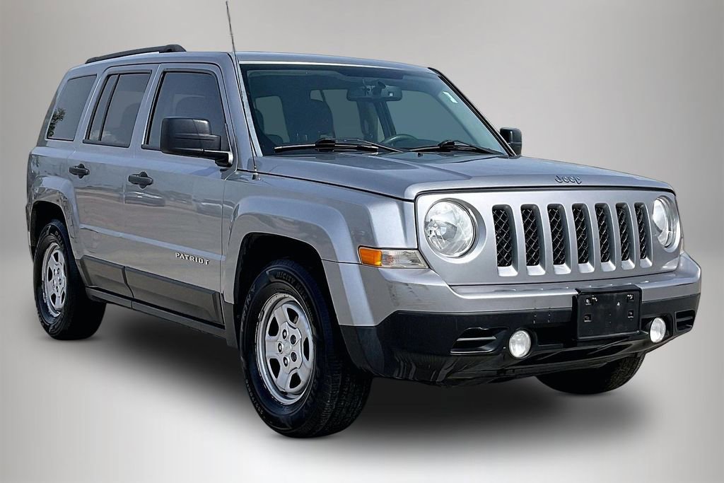Used 2016 Jeep Patriot Sport FWD image 1