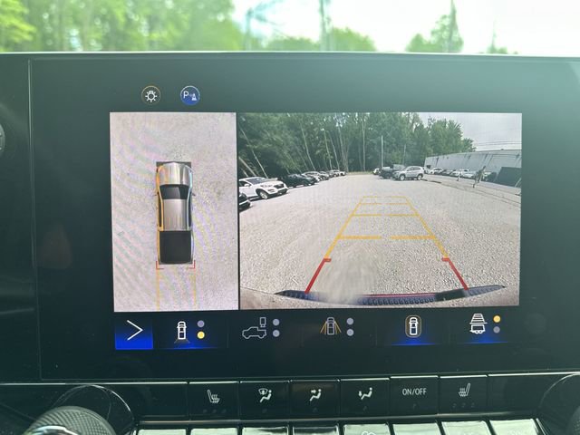 Certified 2023 Chevrolet Colorado LT w/ LT Convenience Package III AWD/4WD image 18