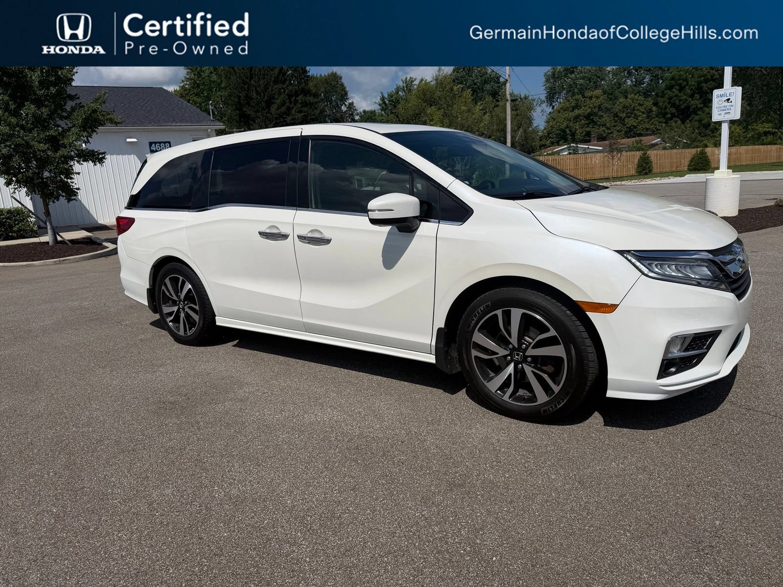 Used 2018 Honda Odyssey Elite image 3