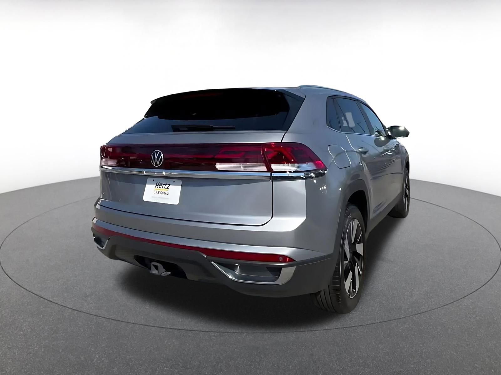 Used 2025 Volkswagen Atlas Cross Sport SE image 14