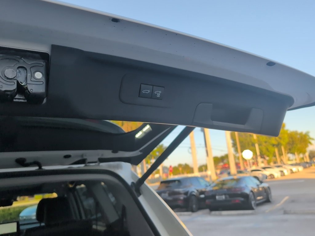 Used 2024 Toyota Grand Highlander Platinum image 10