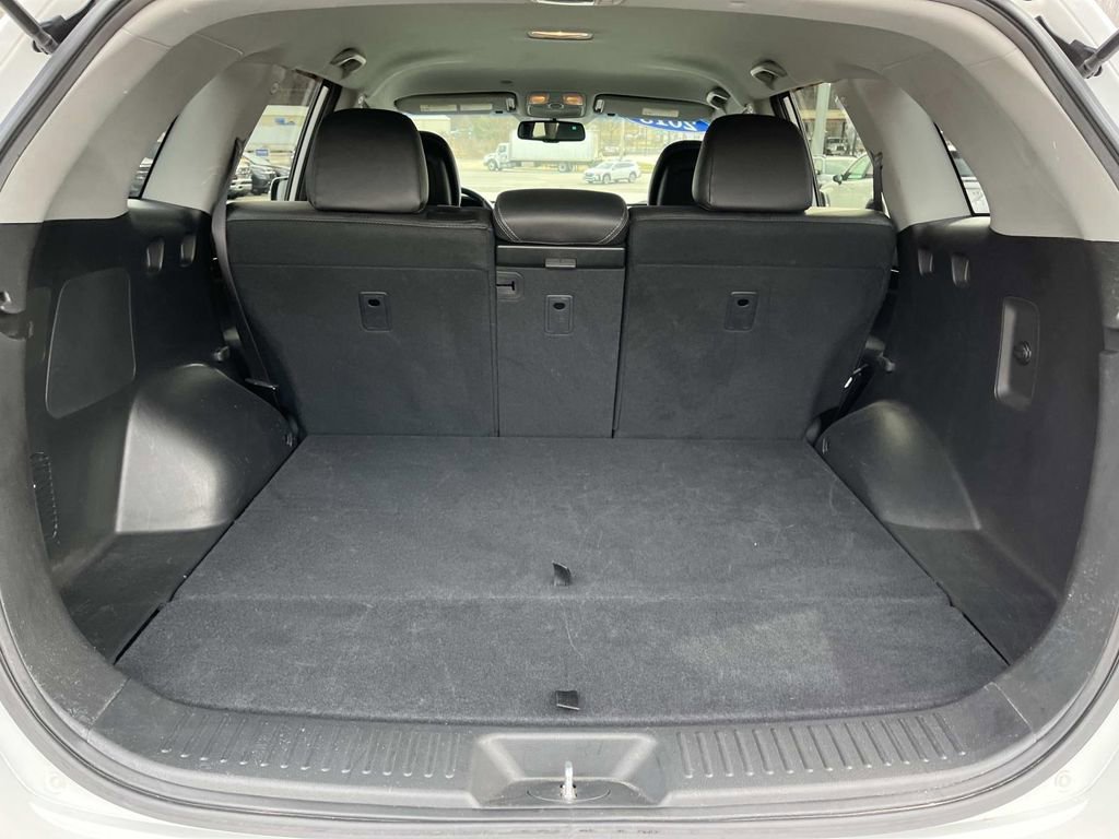 Used 2015 Kia Sorento LX image 19
