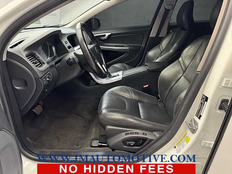 Used 2017 Volvo S60 T5 Dynamic AWD/4WD image 13