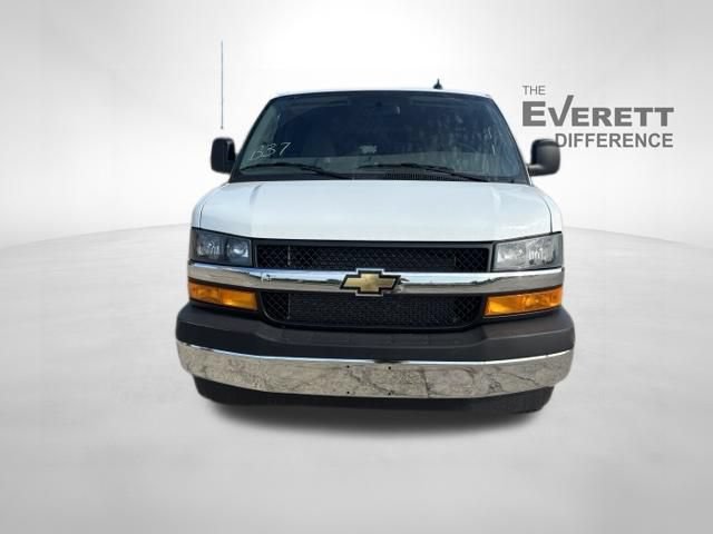 New 2026 Chevrolet Express 3500 LS w/ Chrome Appearance Package RWD image 2