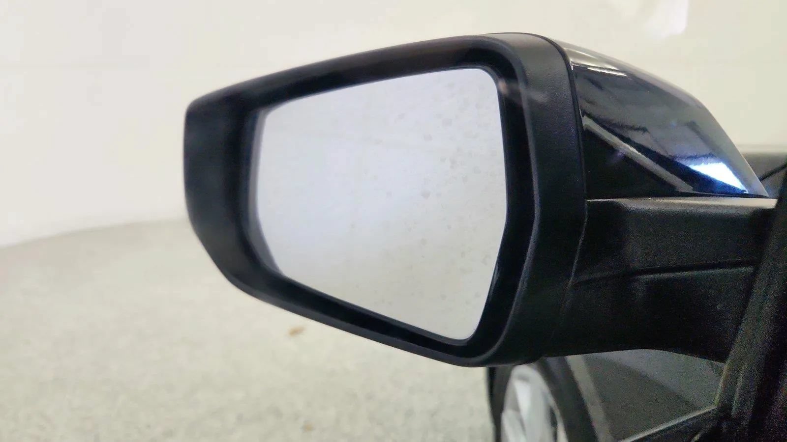 Used 2025 Chevrolet Malibu LT FWD image 15