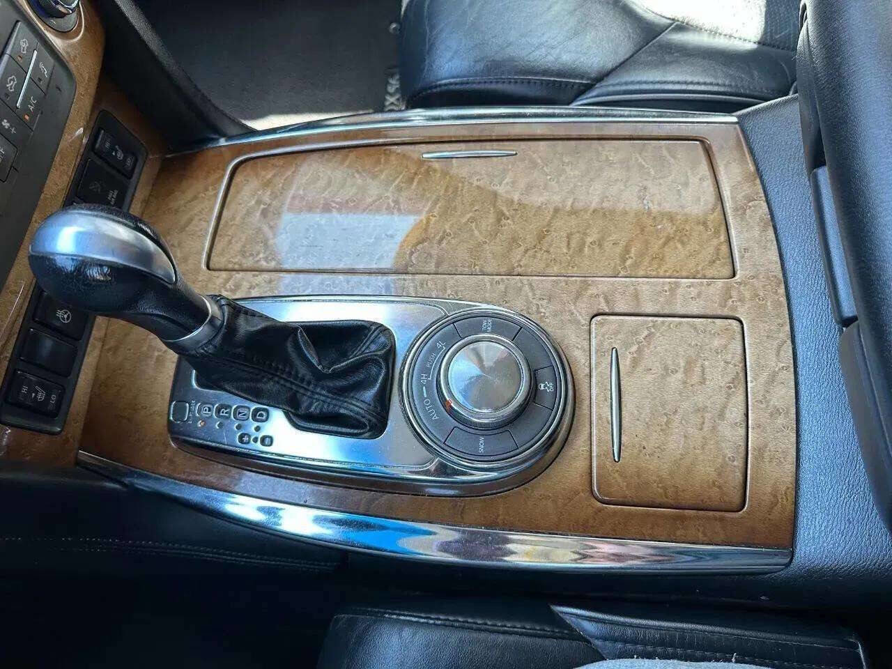 Used 2011 INFINITI QX56 4WD w/ Theater Pkg image 26