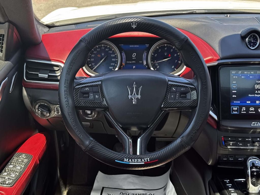 Used 2017 Maserati Ghibli S Q4 AWD/4WD image 15