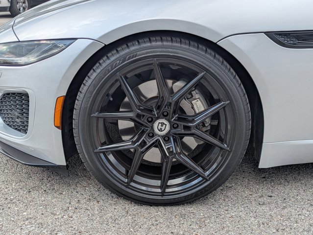 Used 2021 Jaguar F-TYPE Coupe image 14