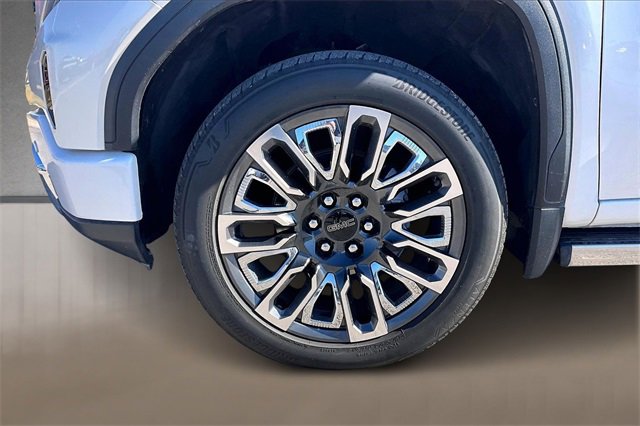Used 2024 GMC Sierra 1500 Denali Ultimate image 7