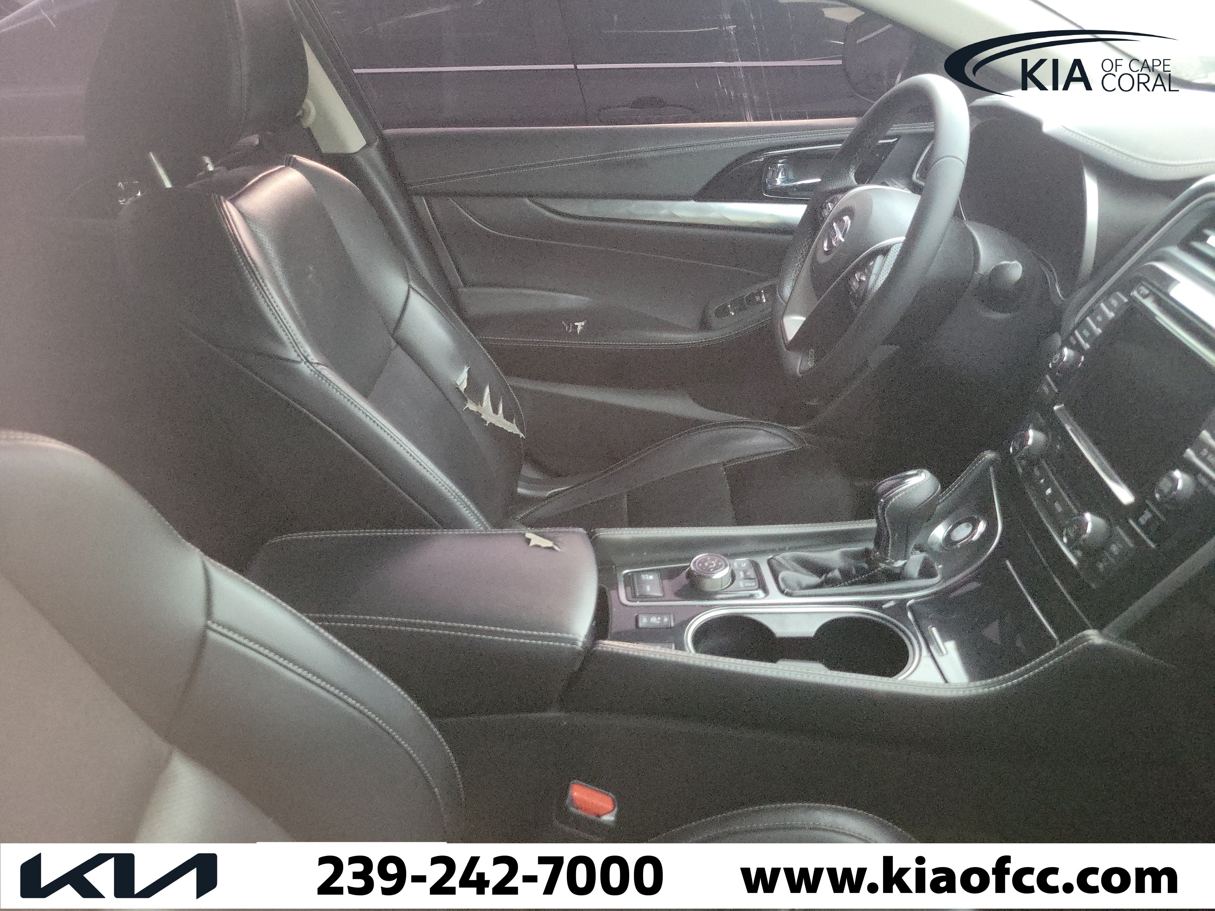 Used 2022 Nissan Maxima SV w/ Floor Mat Group FWD image 10