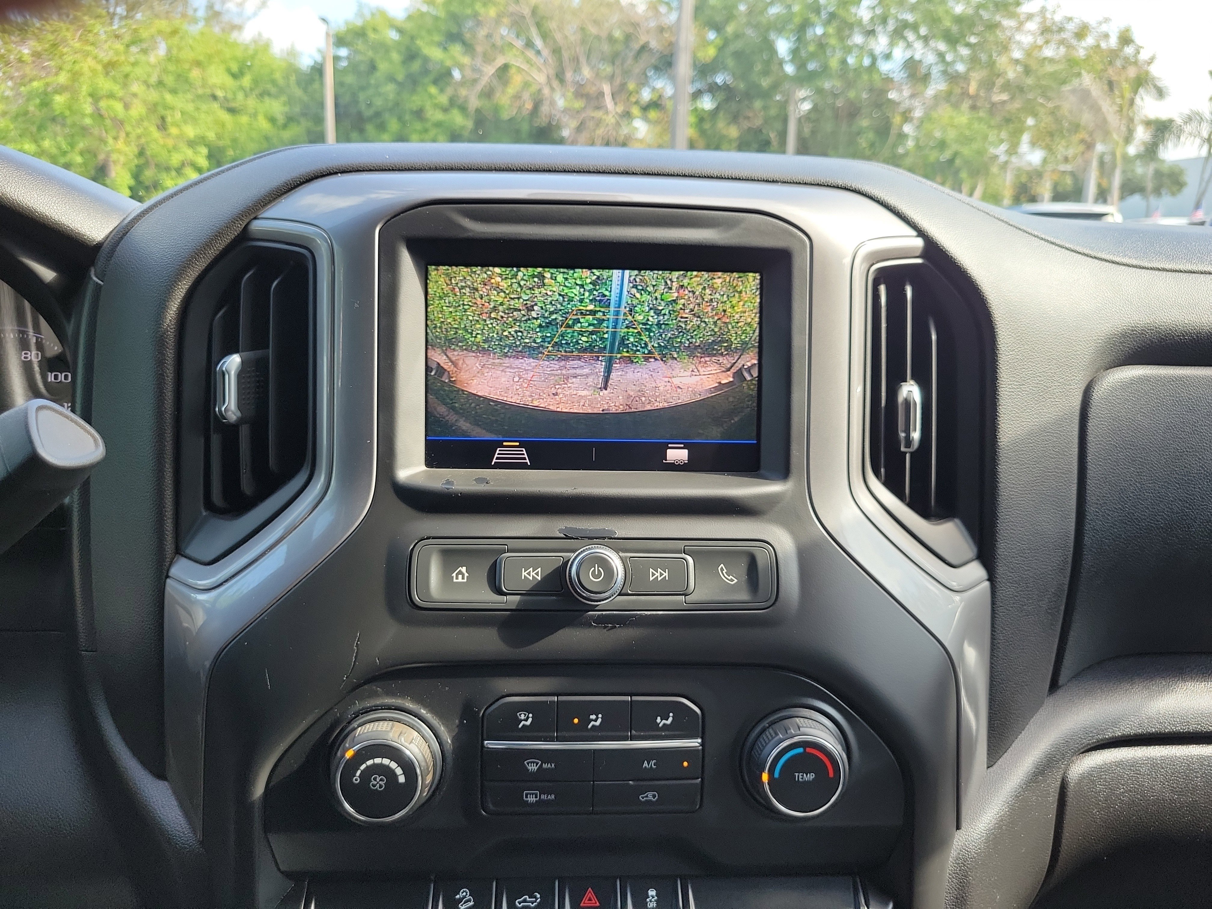Used 2020 Chevrolet Silverado 1500 Custom Trail Boss w/ Custom Convenience Package AWD/4WD image 10