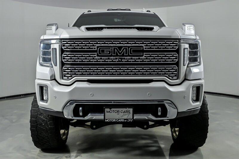 Used 2020 GMC Sierra 2500 Denali w/ Denali Ultimate Package AWD/4WD image 4