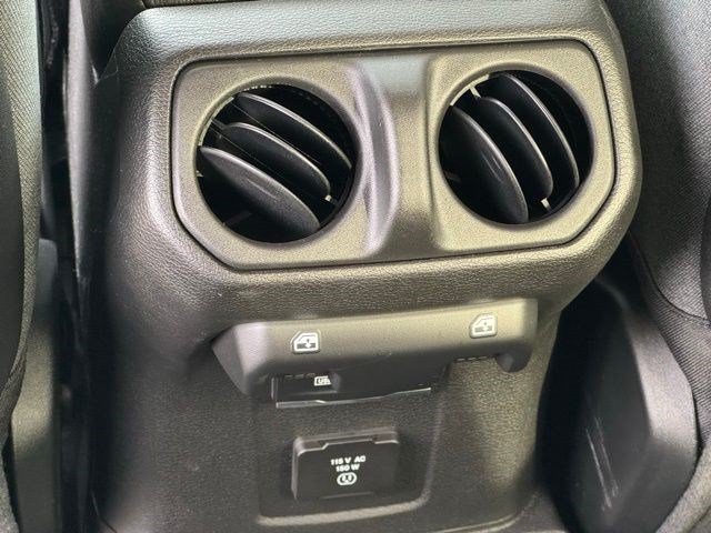 New 2026 Jeep Wrangler Unlimited Rubicon w/ Safety Group AWD/4WD image 31