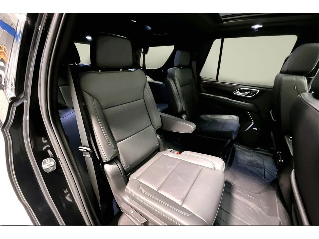 Used 2024 Chevrolet Tahoe LT w/ Luxury Package image 28