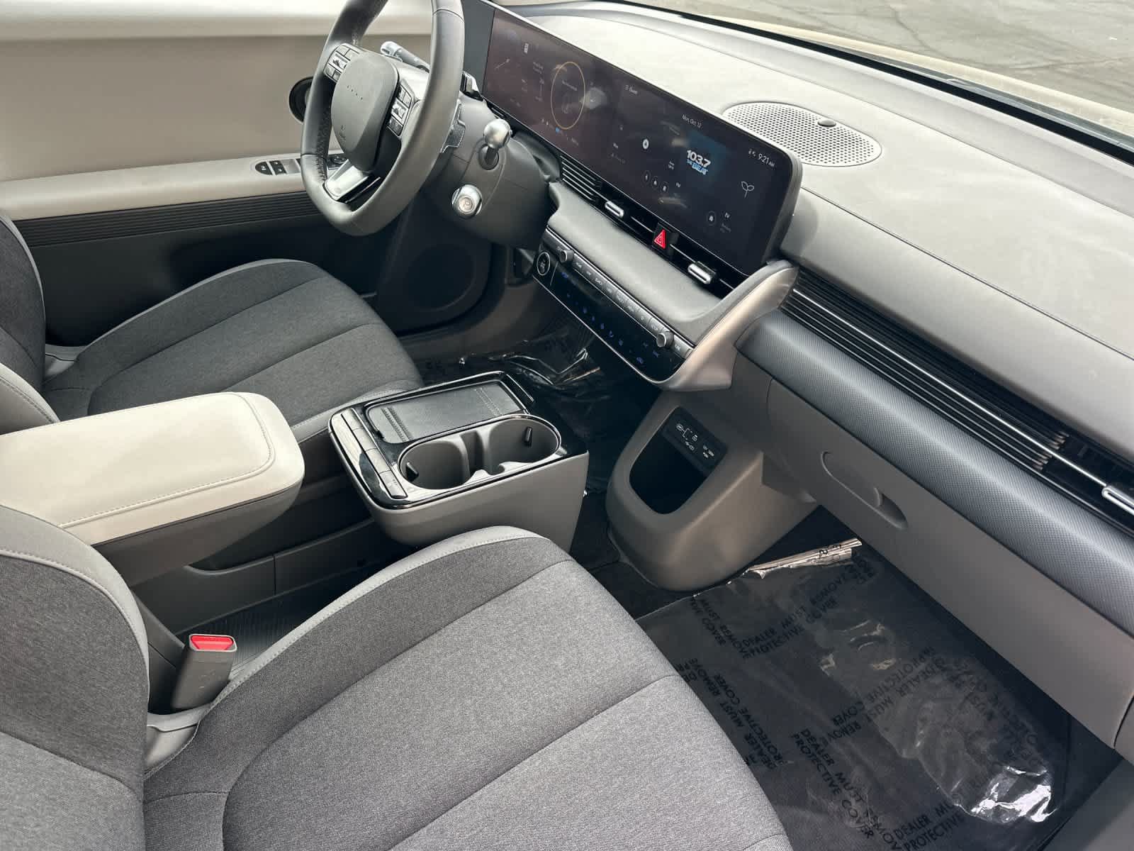 Certified 2025 Hyundai Ioniq 5 SE RWD image 17
