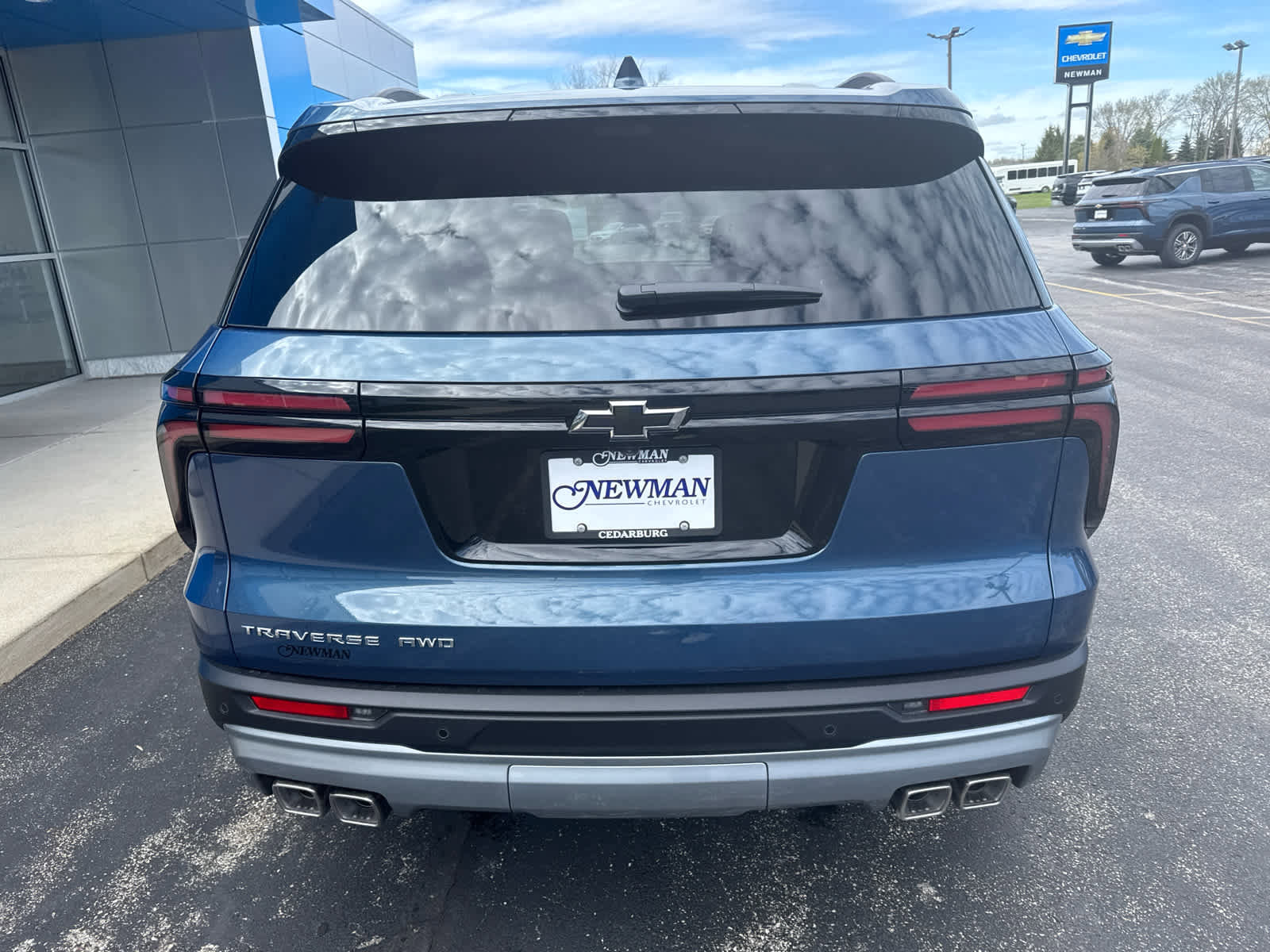 New 2026 Chevrolet Traverse LT AWD/4WD image 9