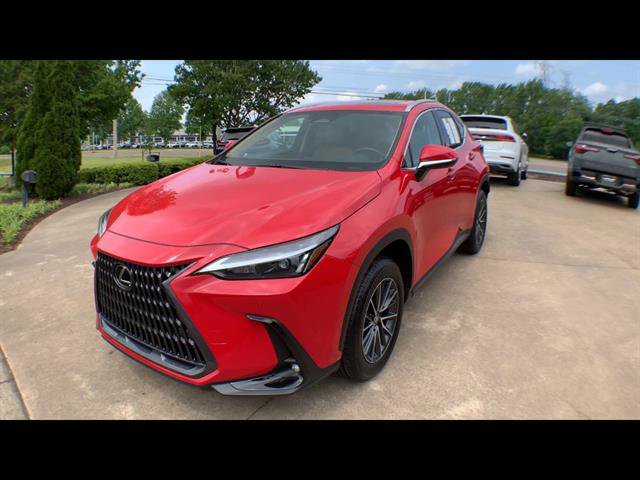 Used 2025 Lexus NX 250 FWD w/ Accessory Package (Z1) image 4