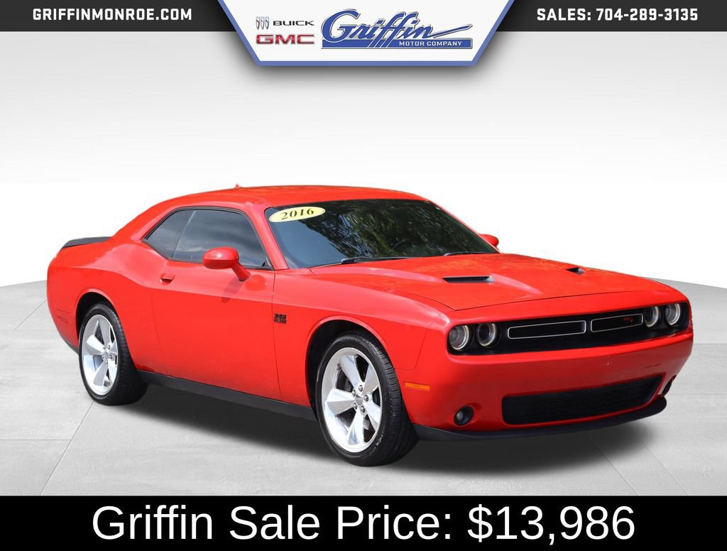 Used 2016 Dodge Challenger R/T Plus RWD image 8
