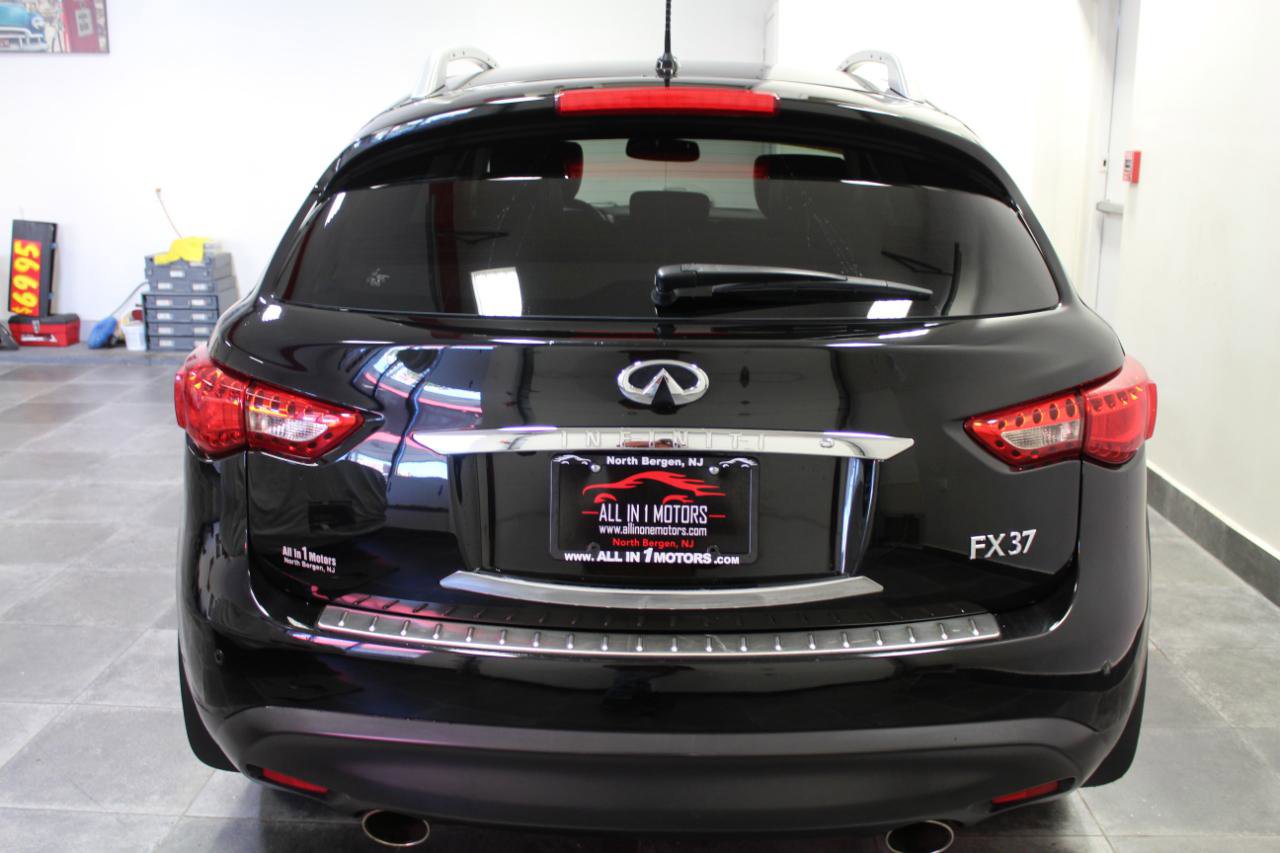 Used 2013 INFINITI FX37 AWD w/ Premium Pkg image 5