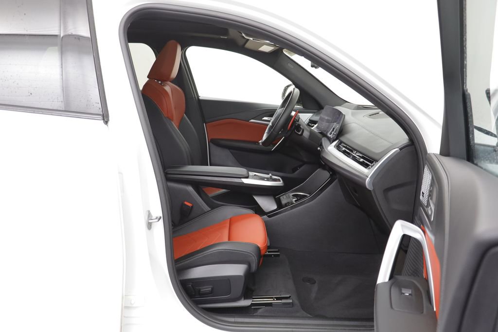 Certified 2025 BMW X2 M35i image 18