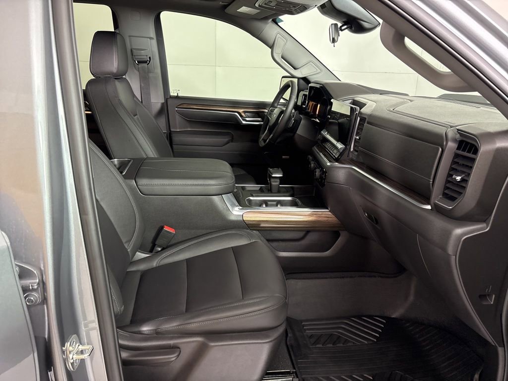 Used 2026 Chevrolet Silverado 1500 LT Trail Boss w/ LT Trail Boss Premium Package image 21