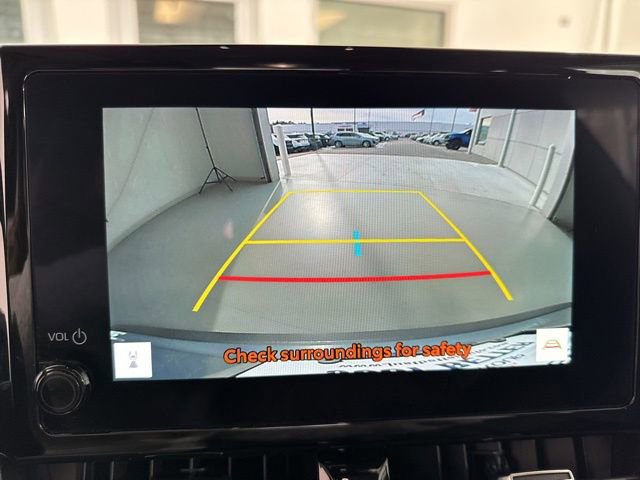 Used 2023 Toyota Corolla Cross XLE image 30