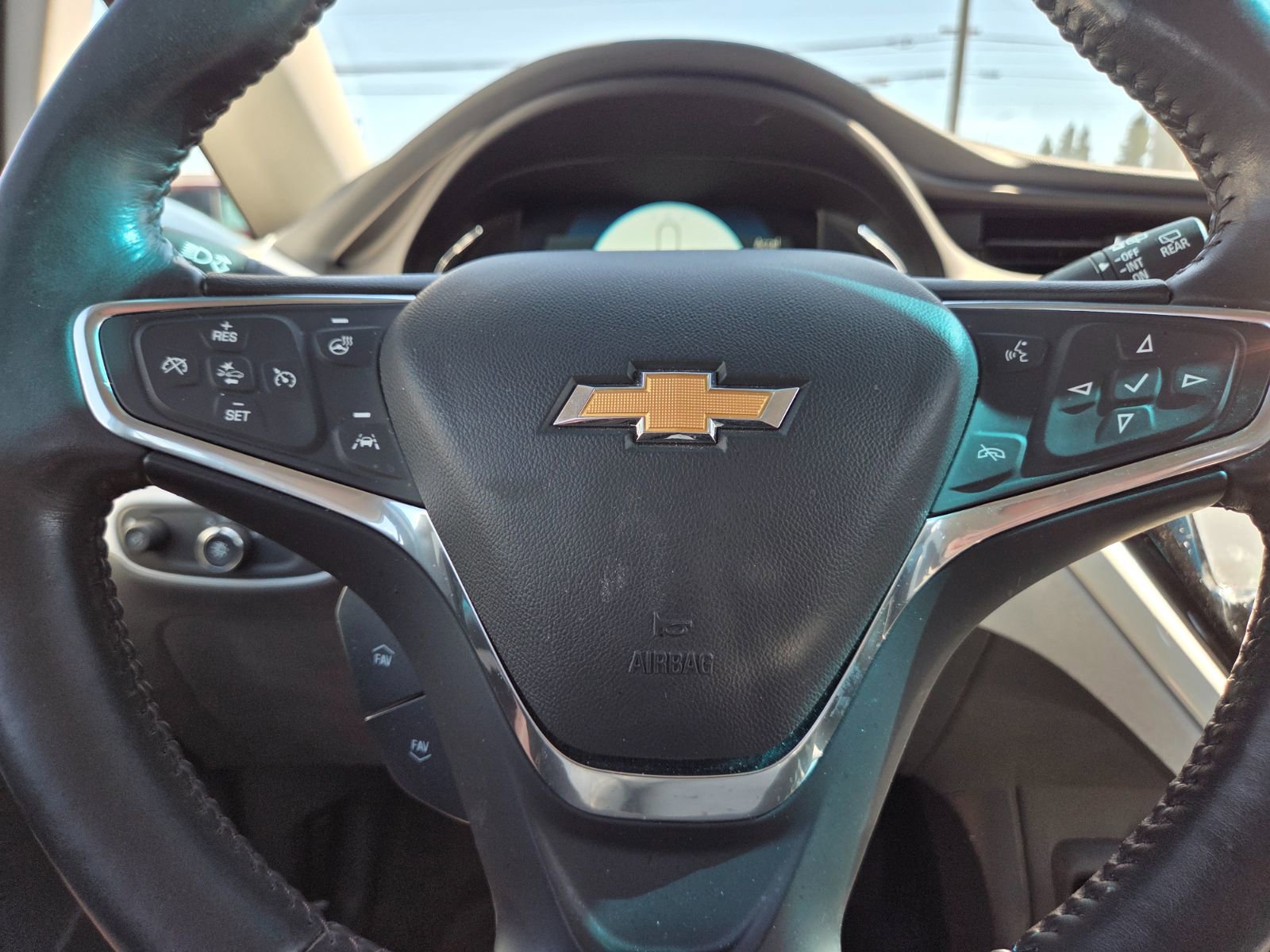 Used 2020 Chevrolet Bolt LT image 18