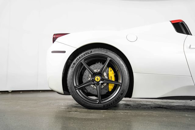 Used 2014 Ferrari 458 Spider RWD image 10