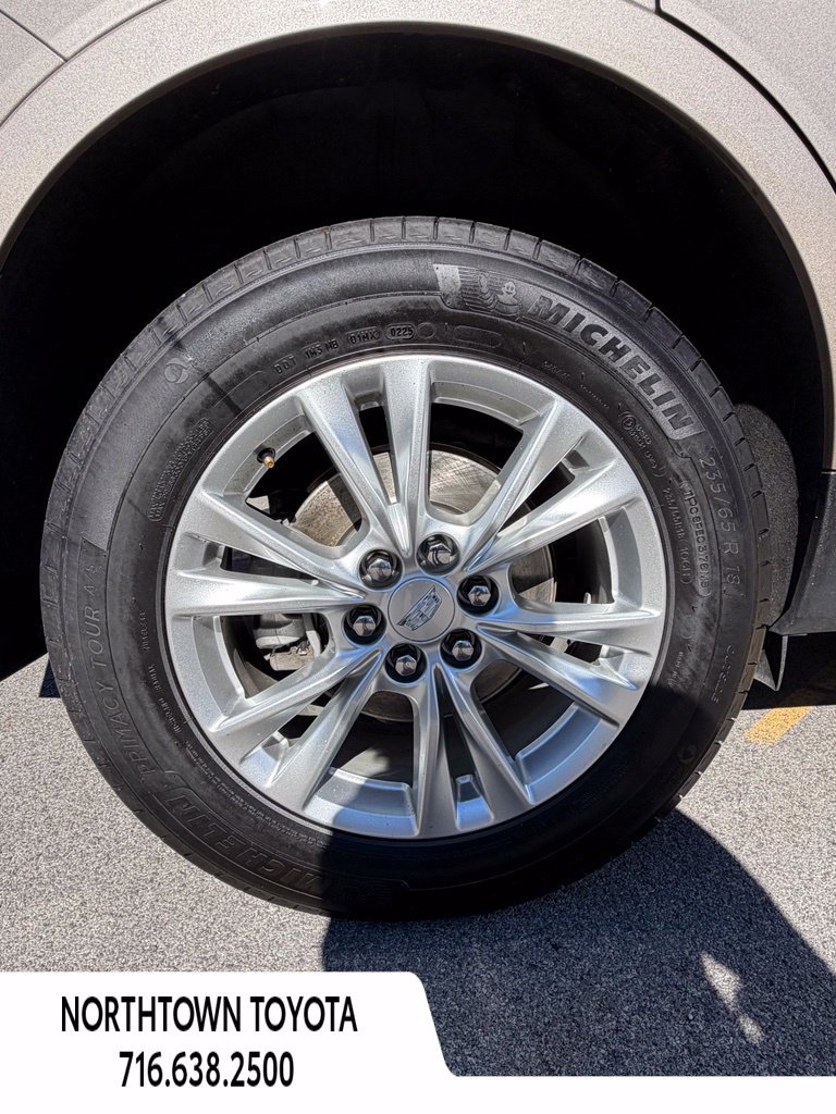 Used 2022 Cadillac XT5 Luxury w/ LPO, Floor Liner Package AWD/4WD image 10