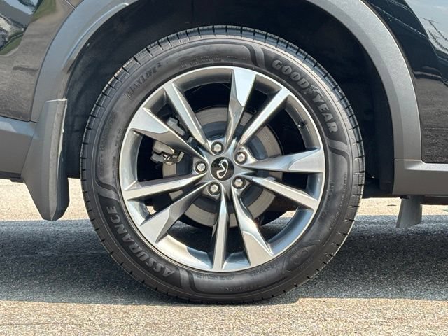 Used 2023 INFINITI QX60 Luxe w/ Cargo Package AWD/4WD image 3