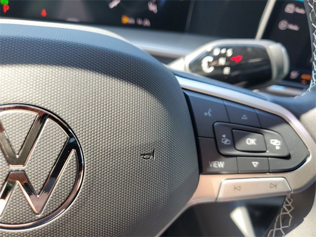 New 2025 Volkswagen Tiguan SE image 22