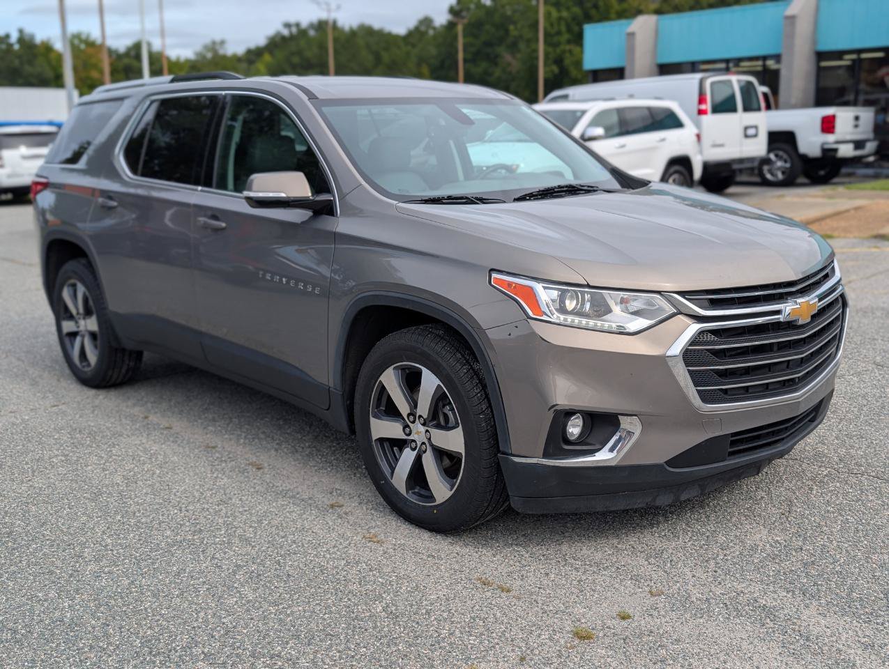 Used 2018 Chevrolet Traverse LT FWD image 9