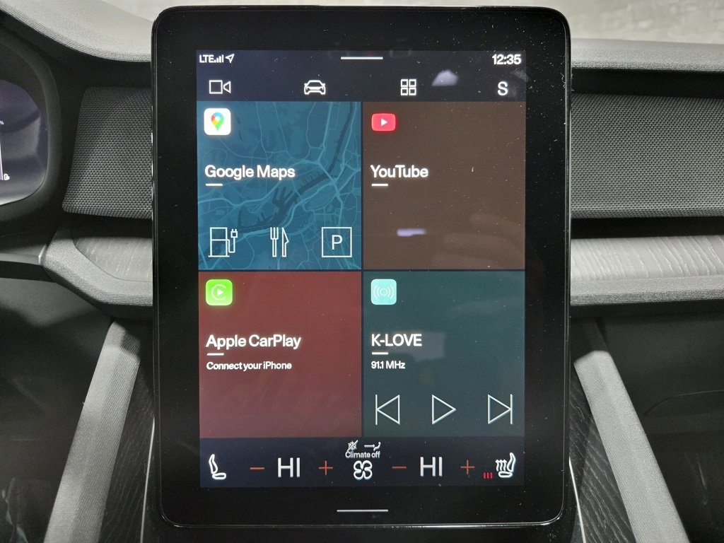 Used 2022 Polestar Polestar 2 w/ Performance Package image 21