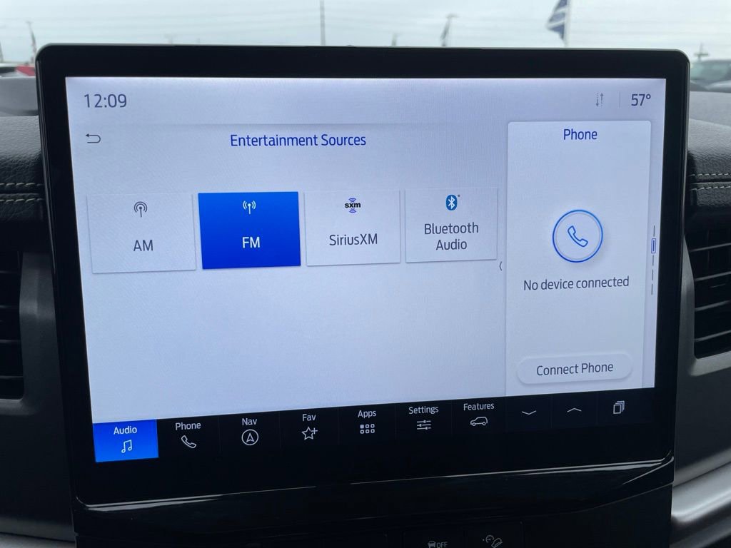 Used 2024 Ford Expedition XLT image 16