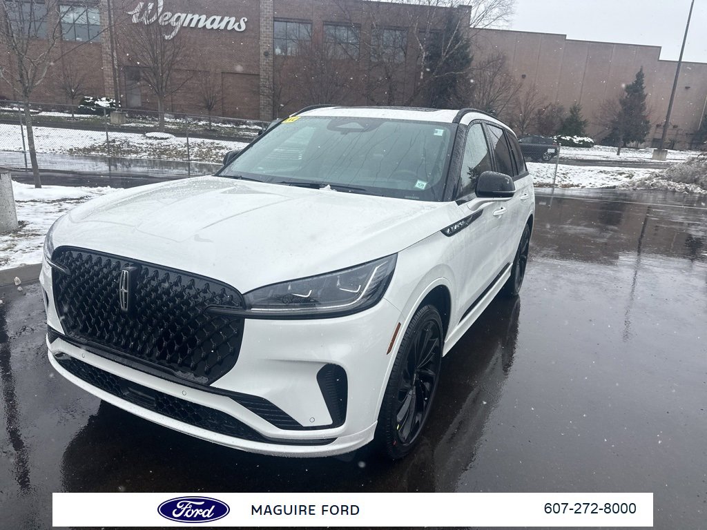 New 2026 Lincoln Aviator Reserve w/ Luxury Package image 9
