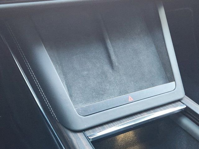 Used 2022 Tesla Model S image 25