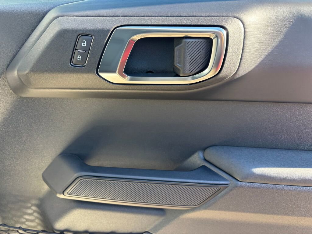 New 2025 Ford Bronco Badlands w/ Sasquatch Package image 15