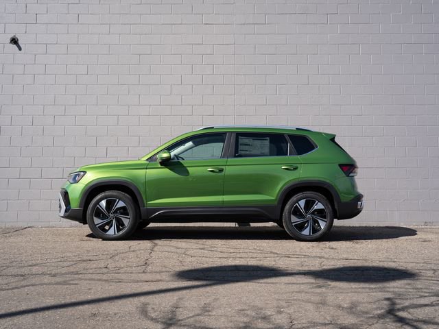 New 2026 Volkswagen Taos SE AWD/4WD image 3
