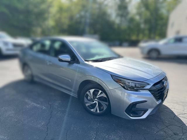 Used 2025 Subaru Legacy Premium AWD/4WD image 11