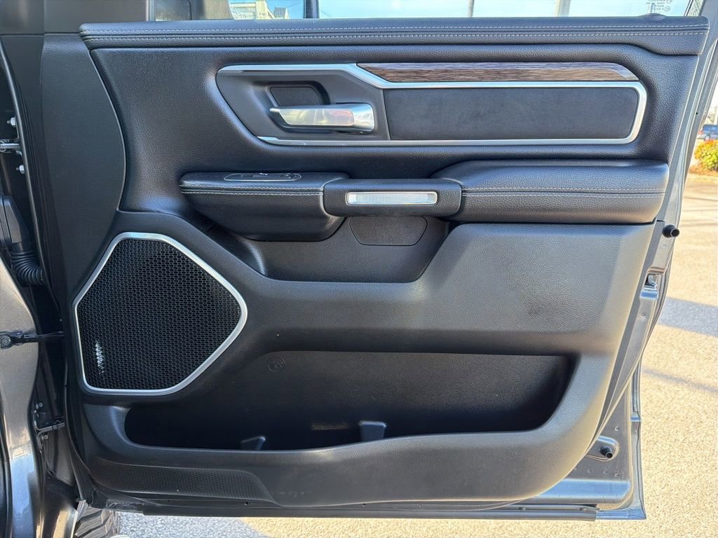 Used 2020 RAM 1500 Laramie image 24