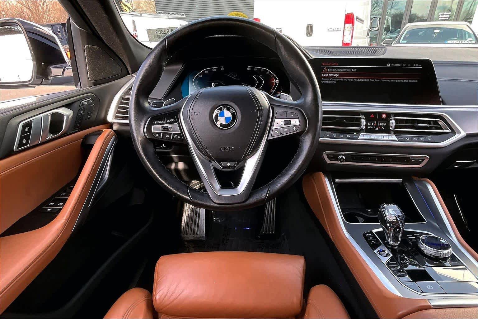 Used 2022 BMW X6 xDrive40i w/ Executive Package image 6