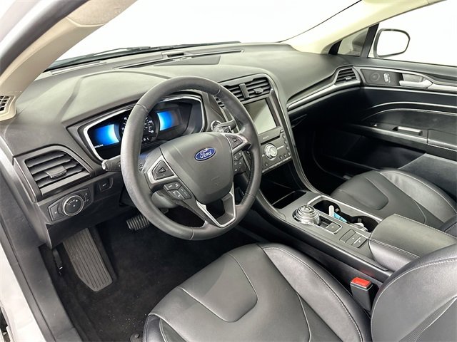 Used 2020 Ford Fusion Energi Titanium image 21