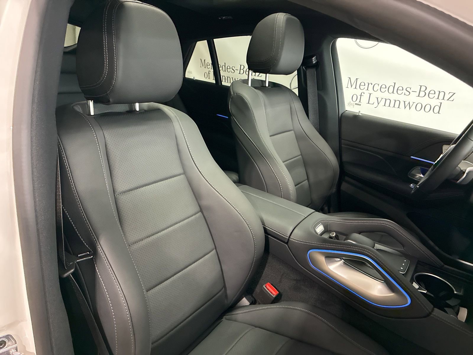New 2026 Mercedes-Benz GLE 450 4MATIC Coupe image 18