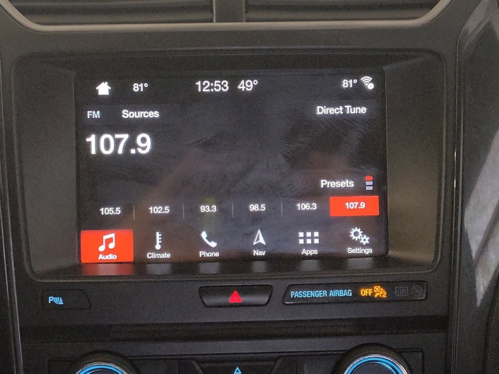 Used 2018 Ford Explorer XLT w/ Equipment Group 202A image 25