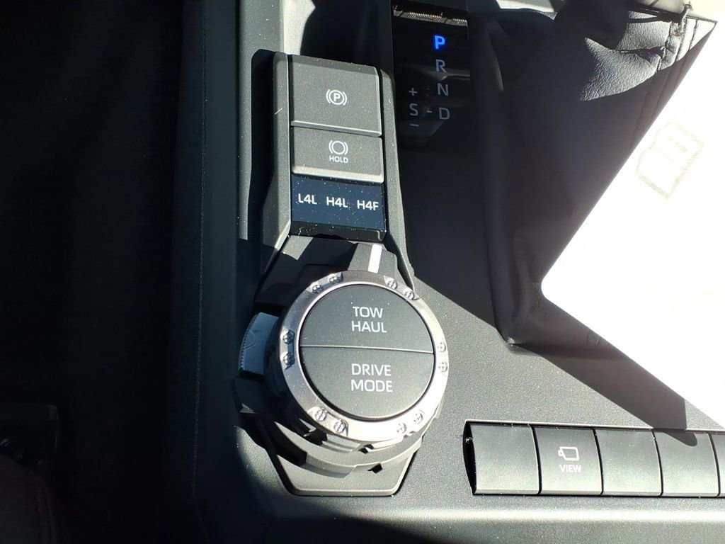 New 2026 Toyota 4Runner Limited image 16