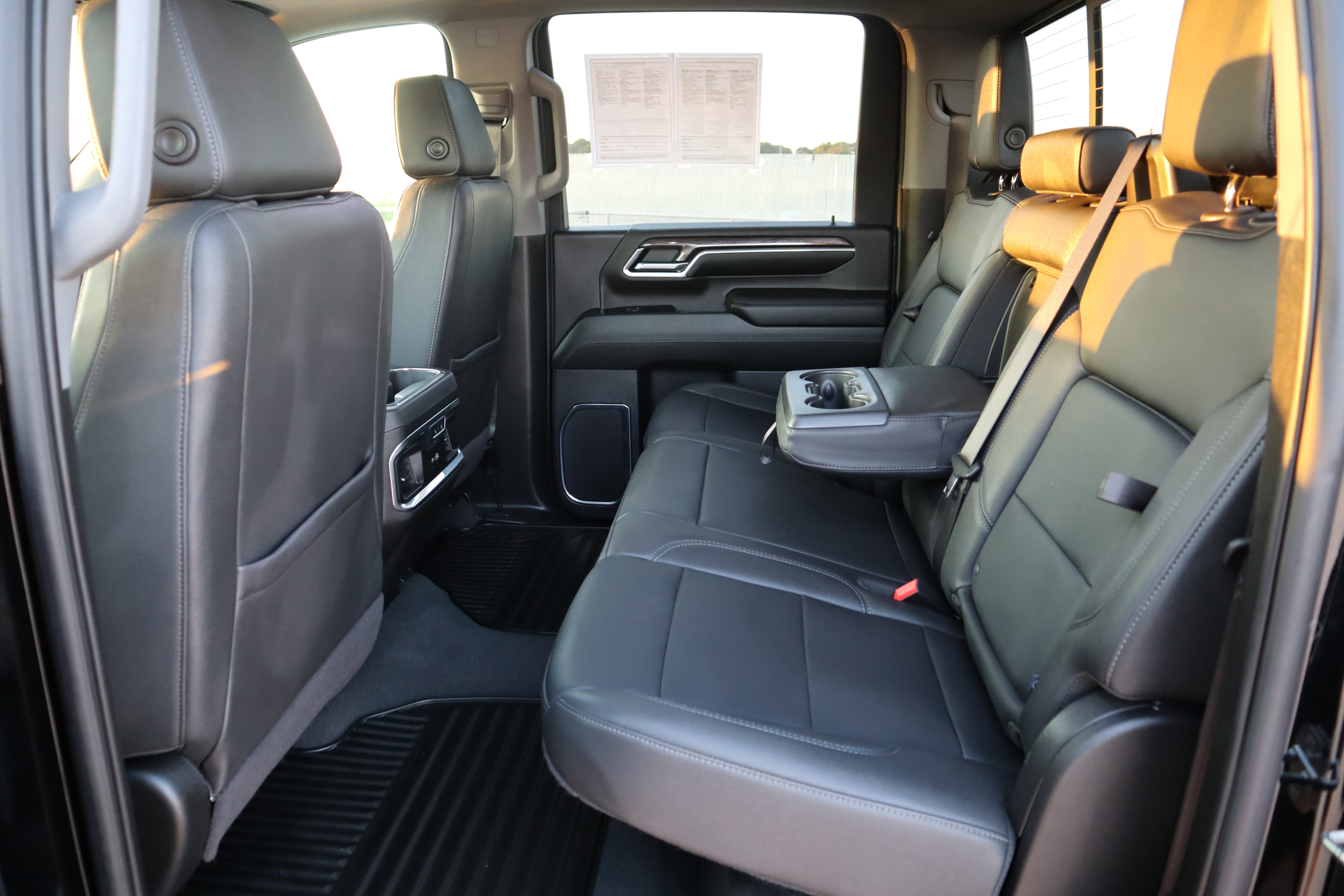 Used 2024 Chevrolet Silverado 2500 LTZ w/ LTZ Plus Package image 21