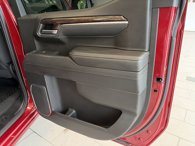 Used 2024 GMC Sierra 1500 Elevation image 34